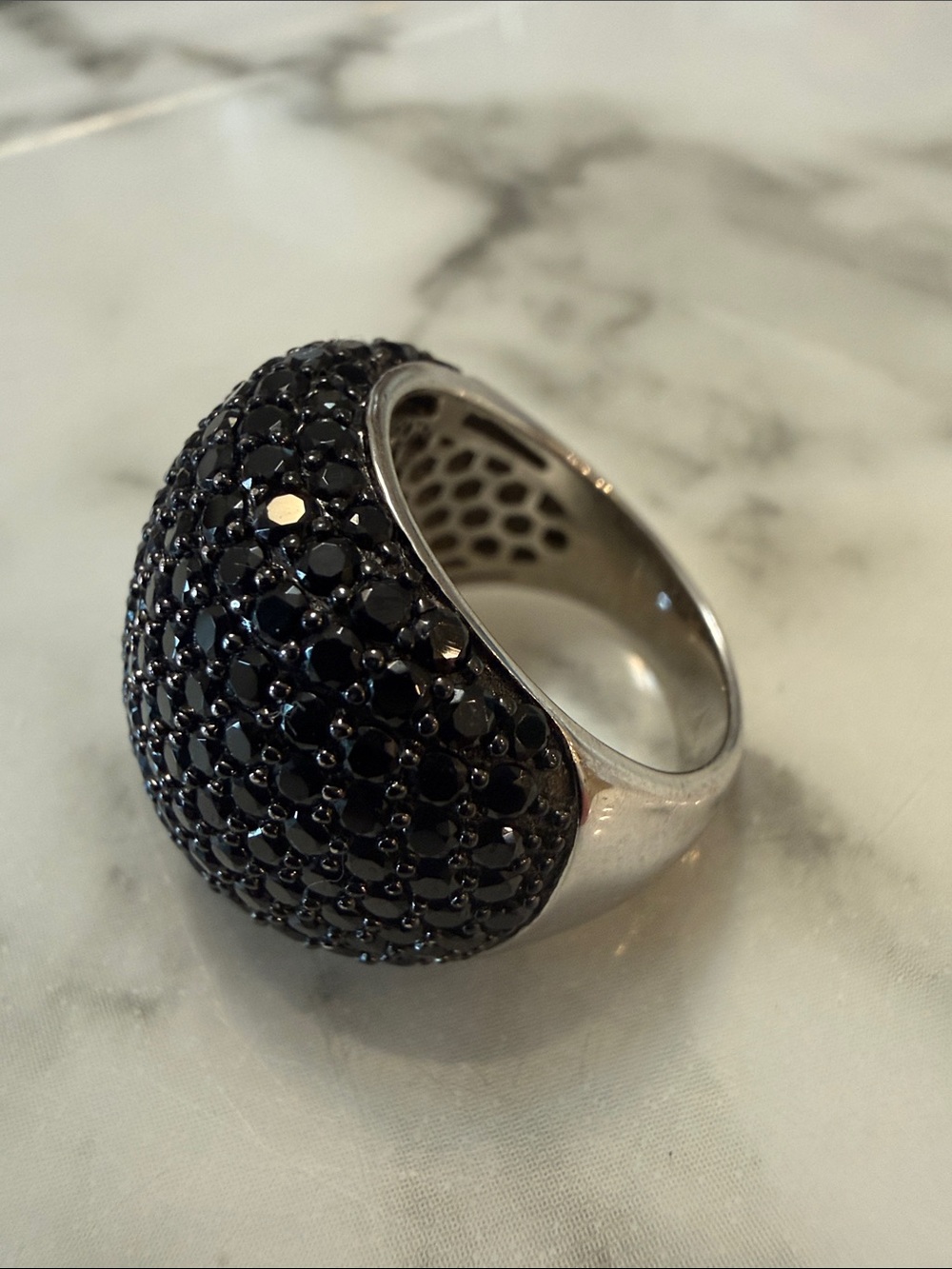 Silversmith Group sterling silver black spinel dome ring, size 6.5-7
